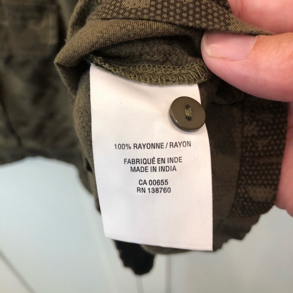 Camo /Cargo light weight vest. 2X Reitmans - Picture 4 of 5